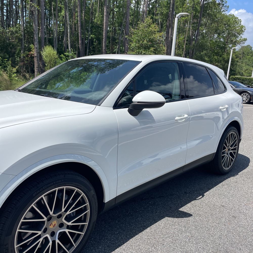 2022 Porsche Cayenne Platinum Edition