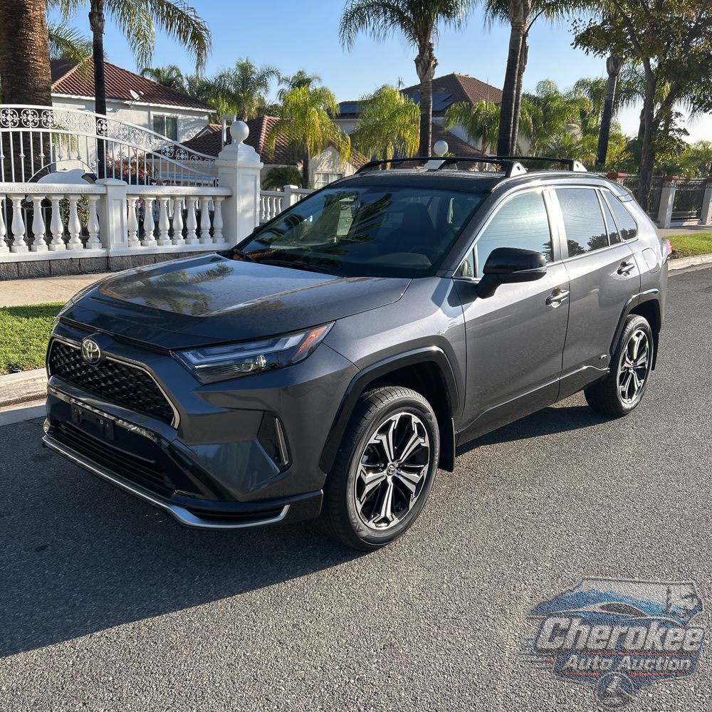 2025 Toyota RAV4 Plug-in Hybrid XSE