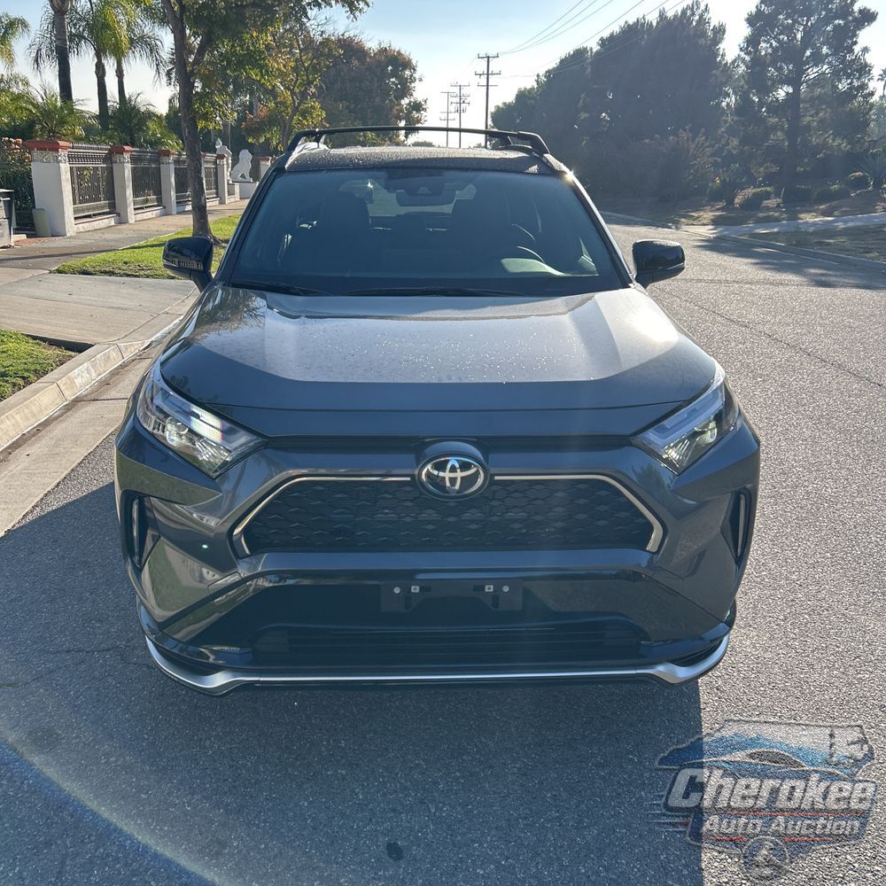 2025 Toyota RAV4 Plug-in Hybrid XSE