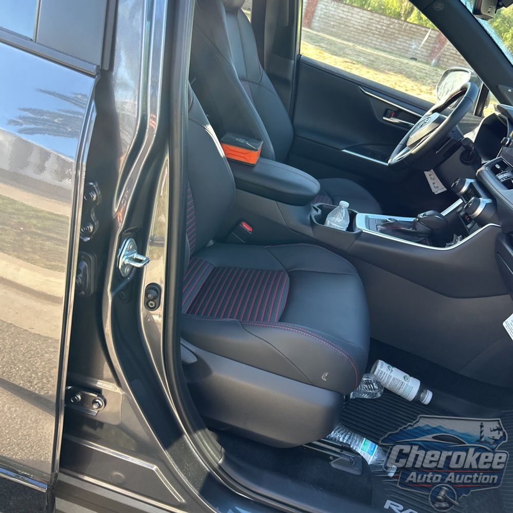 2025 Toyota RAV4 Plug-in Hybrid XSE