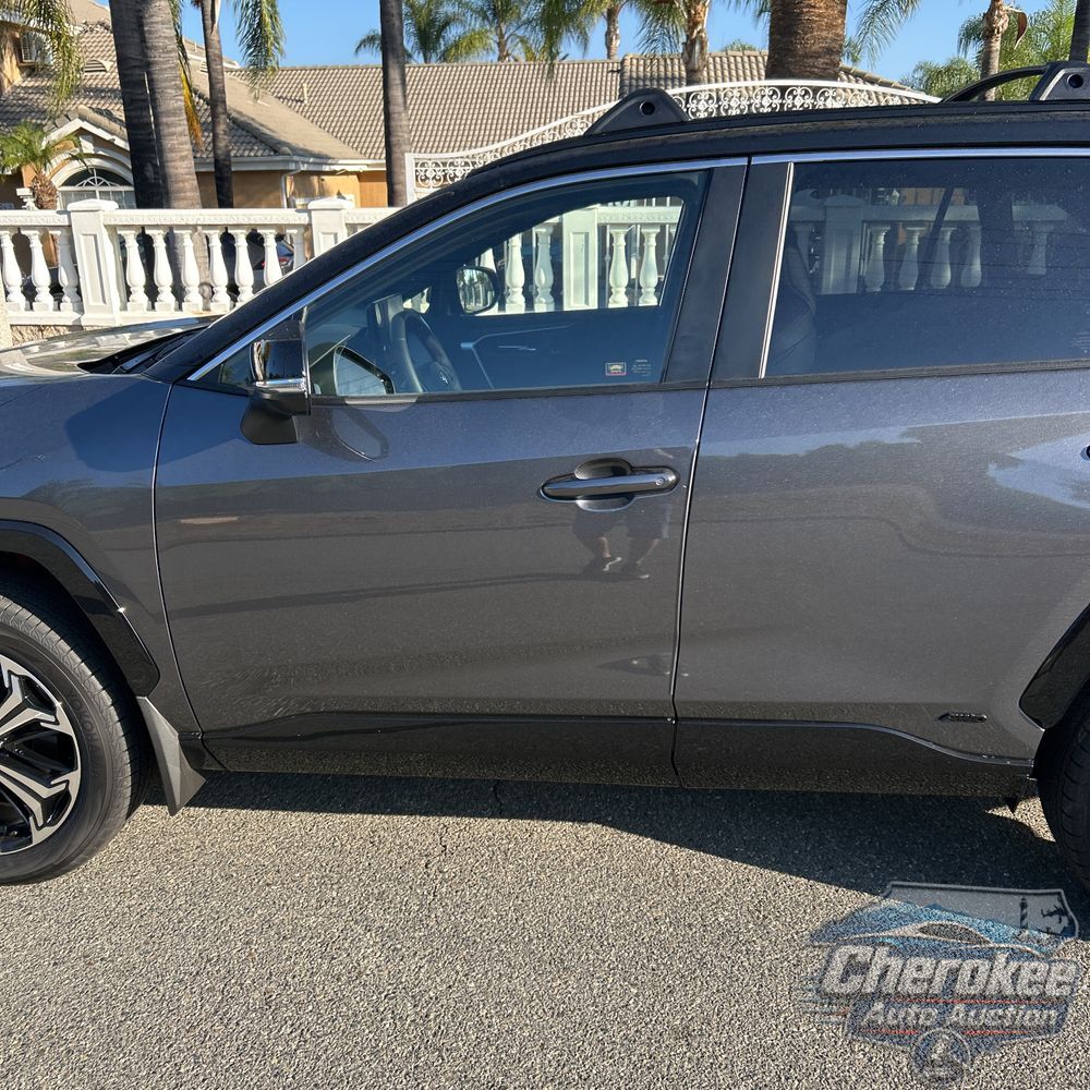 2025 Toyota RAV4 Plug-in Hybrid XSE