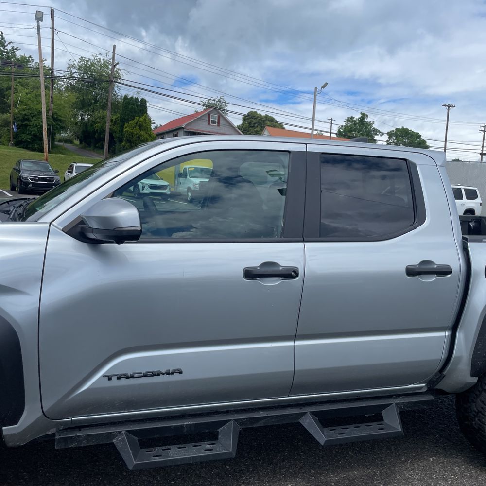 2024 Toyota Tacoma TRD Off-Road HV