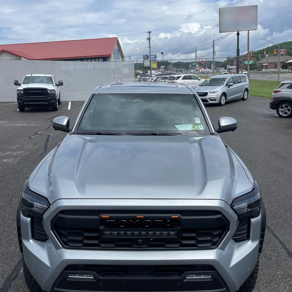 2024 Toyota Tacoma TRD Off-Road HV