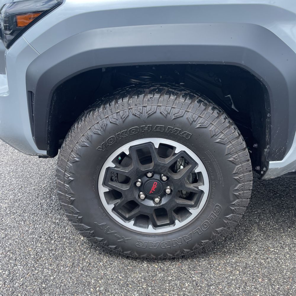 2024 Toyota Tacoma TRD Off-Road HV