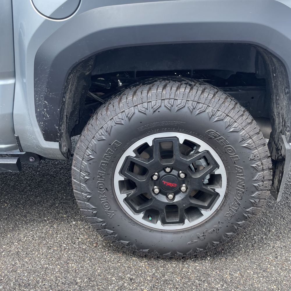 2024 Toyota Tacoma TRD Off-Road HV