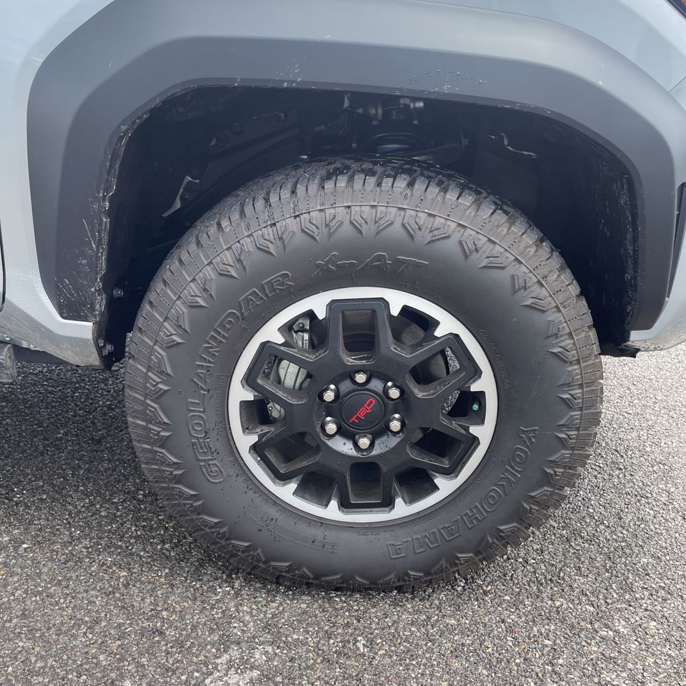 2024 Toyota Tacoma TRD Off-Road HV