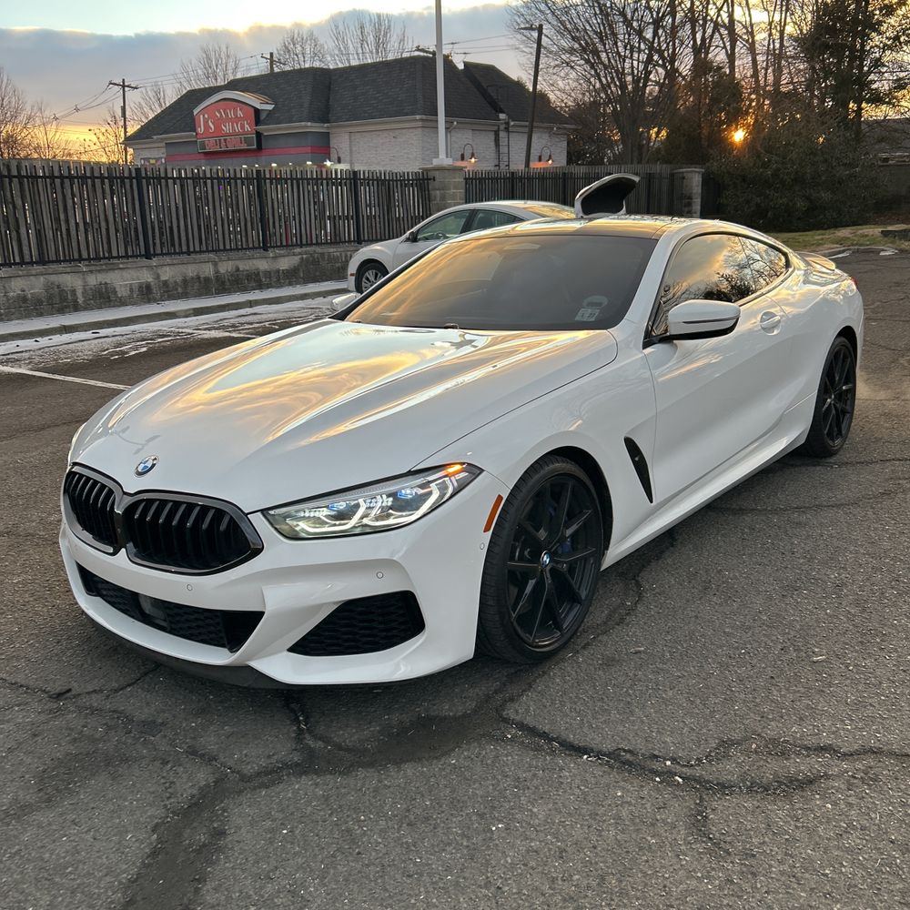 2022 BMW 8-Series M850xi