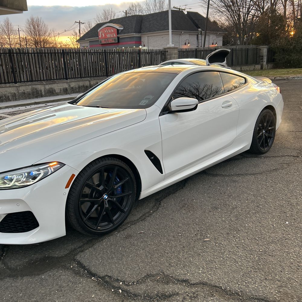 2022 BMW 8-Series M850xi