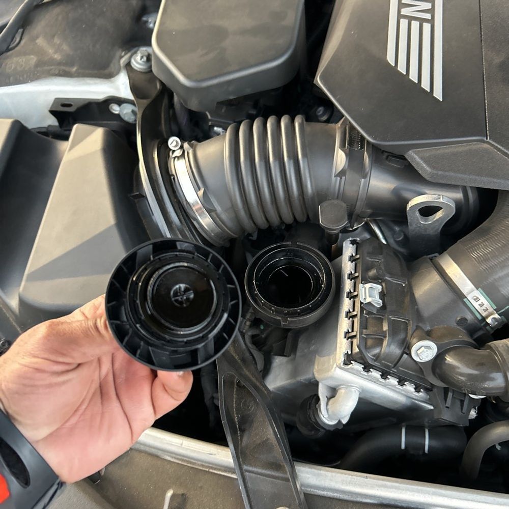 2022 BMW 8-Series M850xi