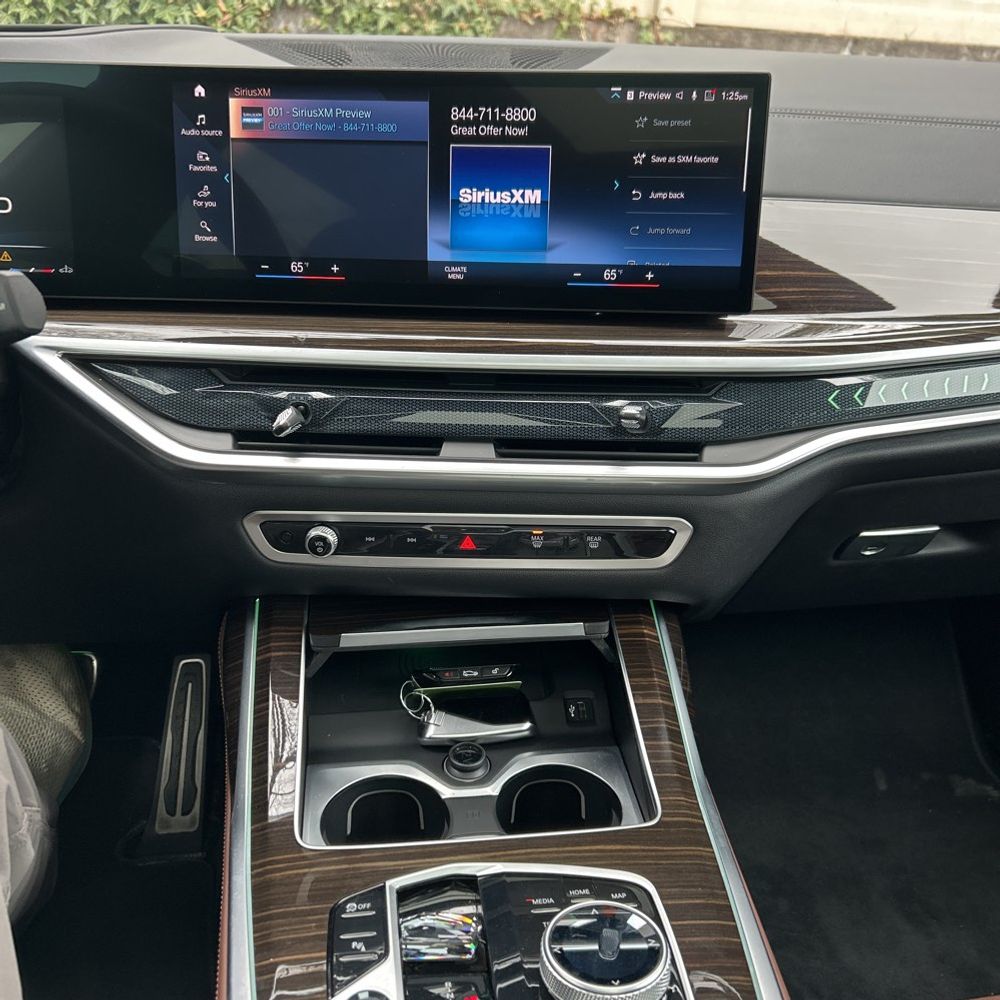 2023 BMW X7 xDrive40i