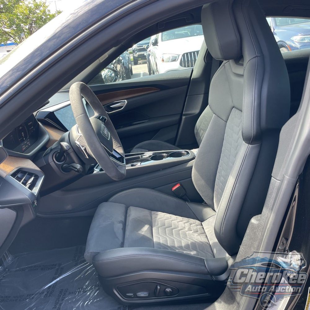 2022 Audi e-tron GT Premium Plus