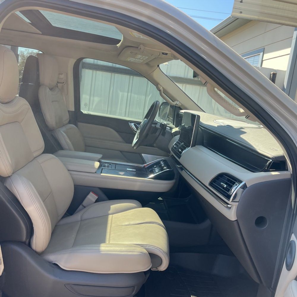 2022 Lincoln Navigator Reserve
