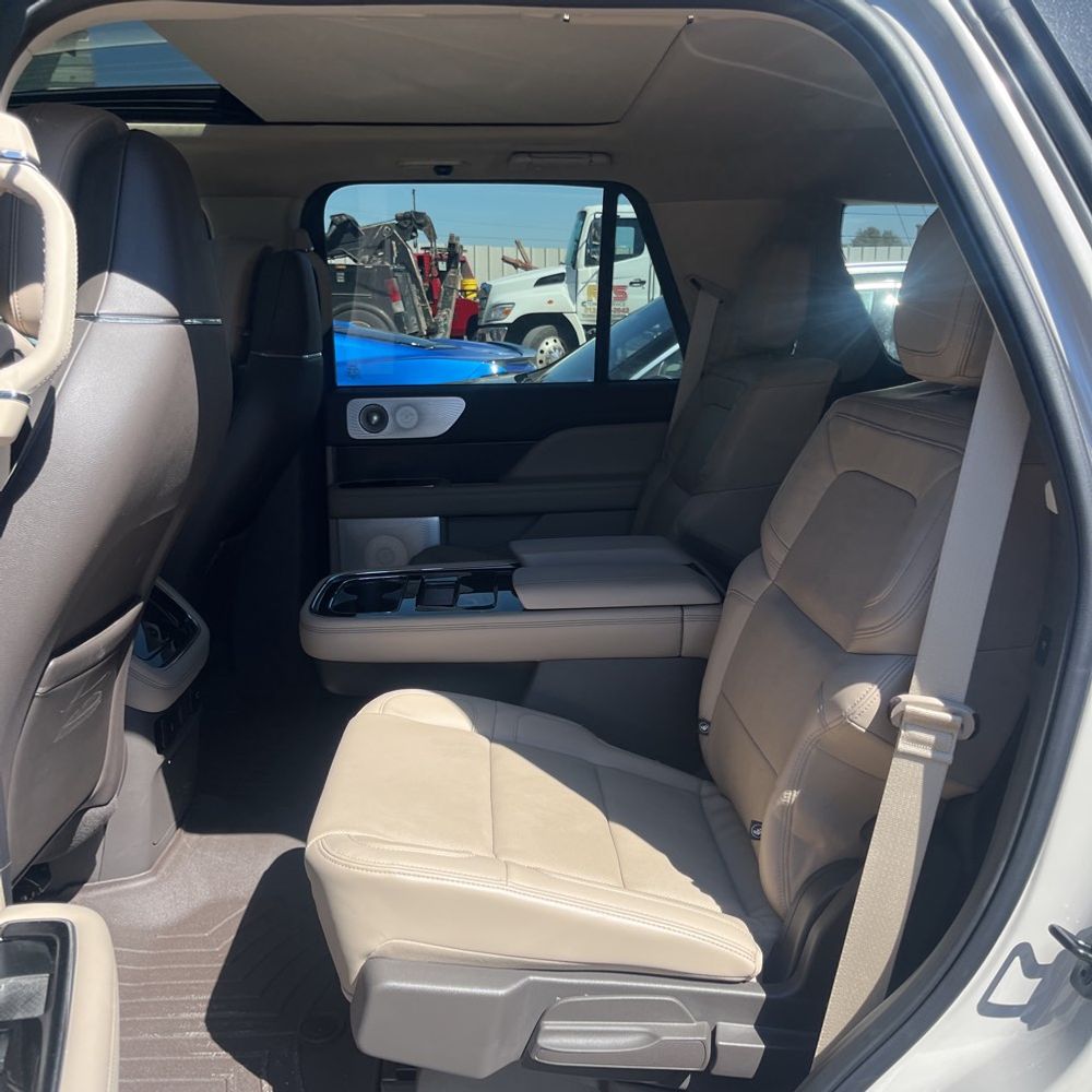 2022 Lincoln Navigator Reserve