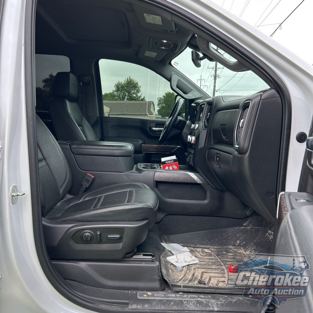 2023 GMC Sierra 2500HD Denali