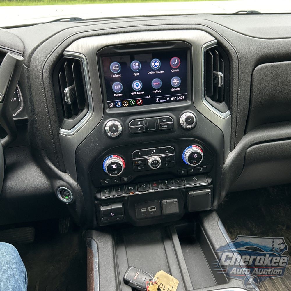 2023 GMC Sierra 2500HD Denali