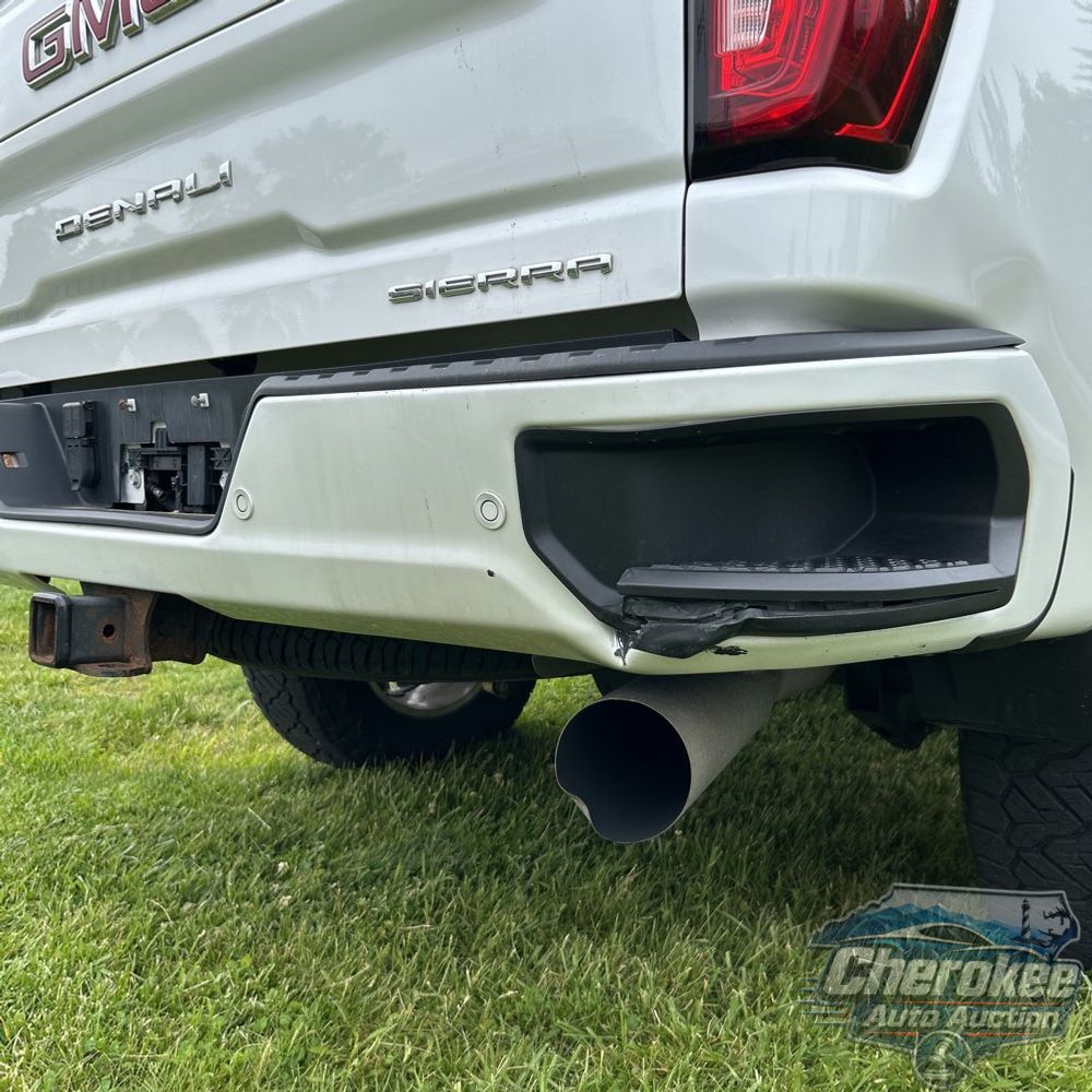2023 GMC Sierra 2500HD Denali