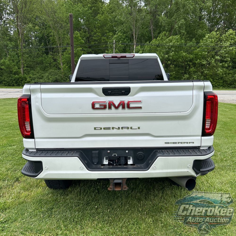 2023 GMC Sierra 2500HD Denali