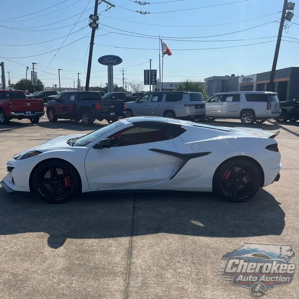 2025 Chevrolet Corvette E-Ray