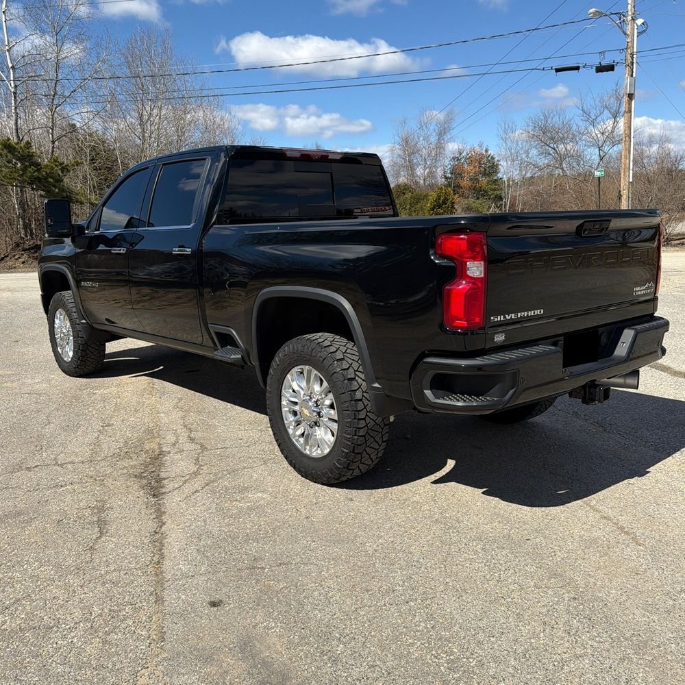 2022 Chevrolet Silverado 3500HD High Country