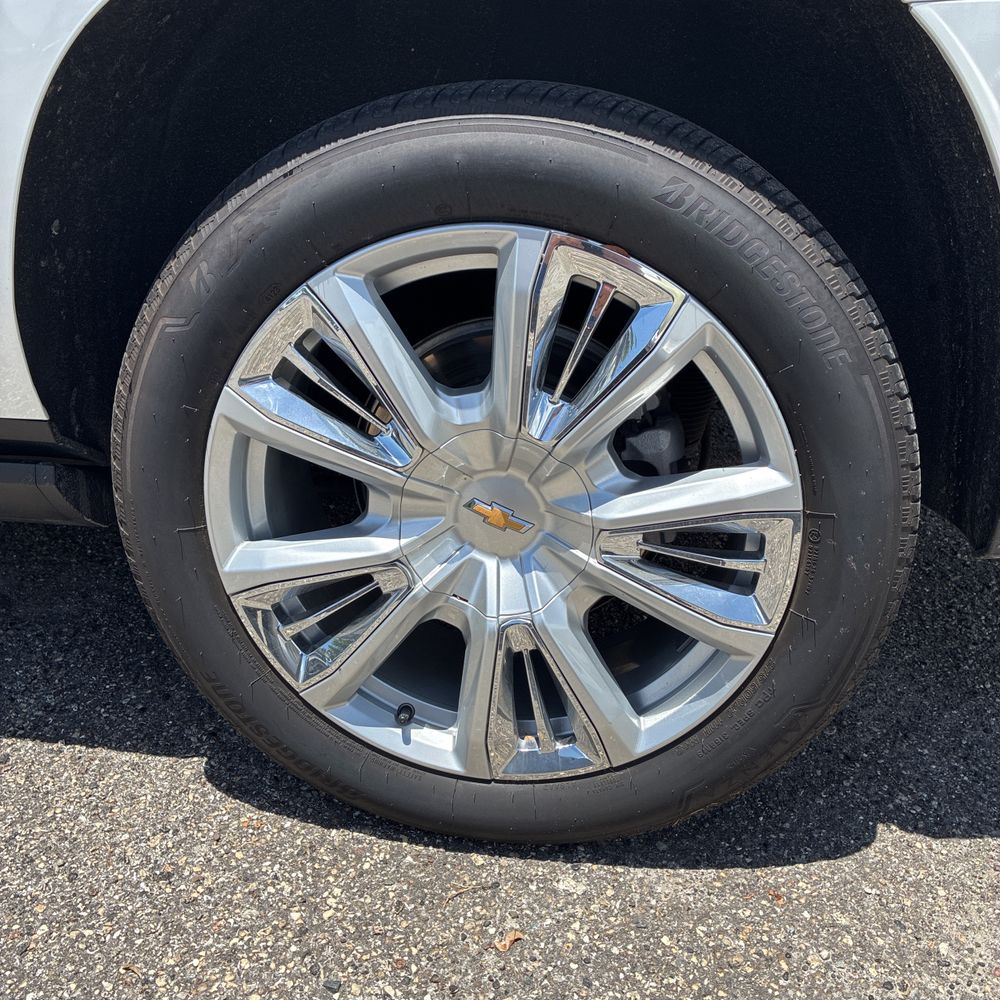 2024 Chevrolet Suburban High Country