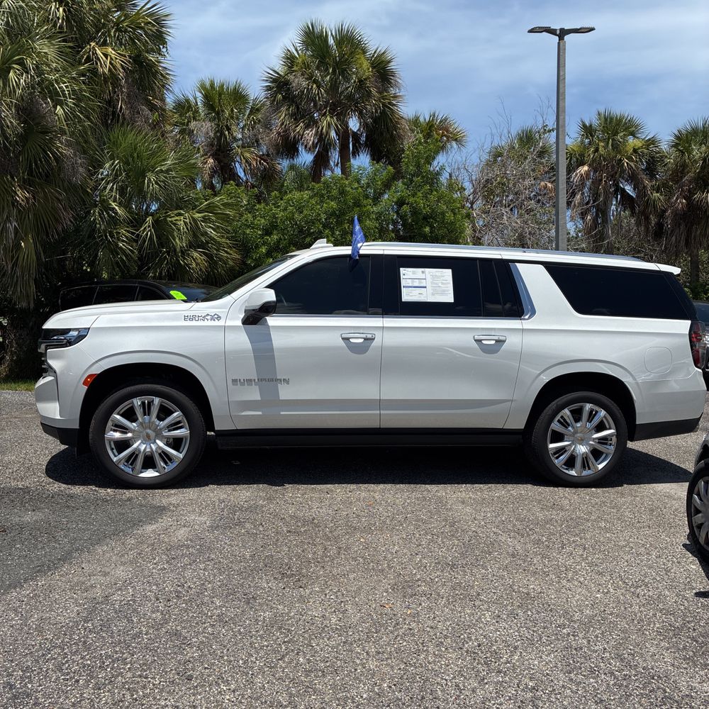 2024 Chevrolet Suburban High Country