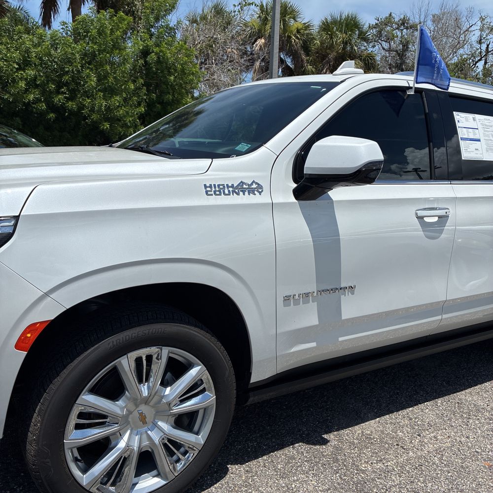 2024 Chevrolet Suburban High Country