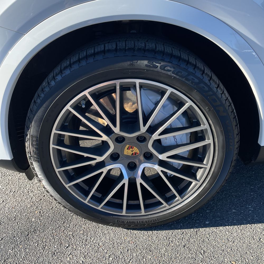 2020 Porsche Cayenne S Coupe