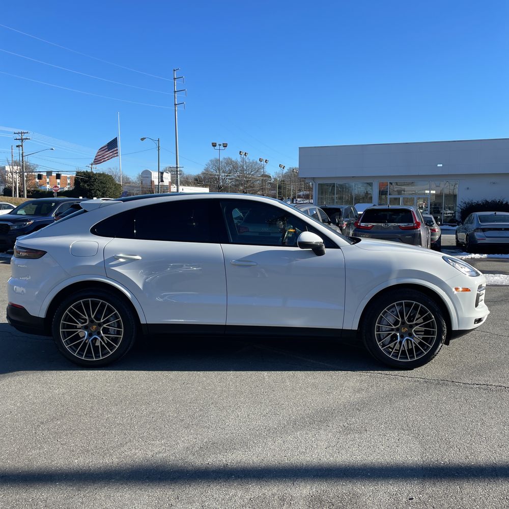 2020 Porsche Cayenne S Coupe