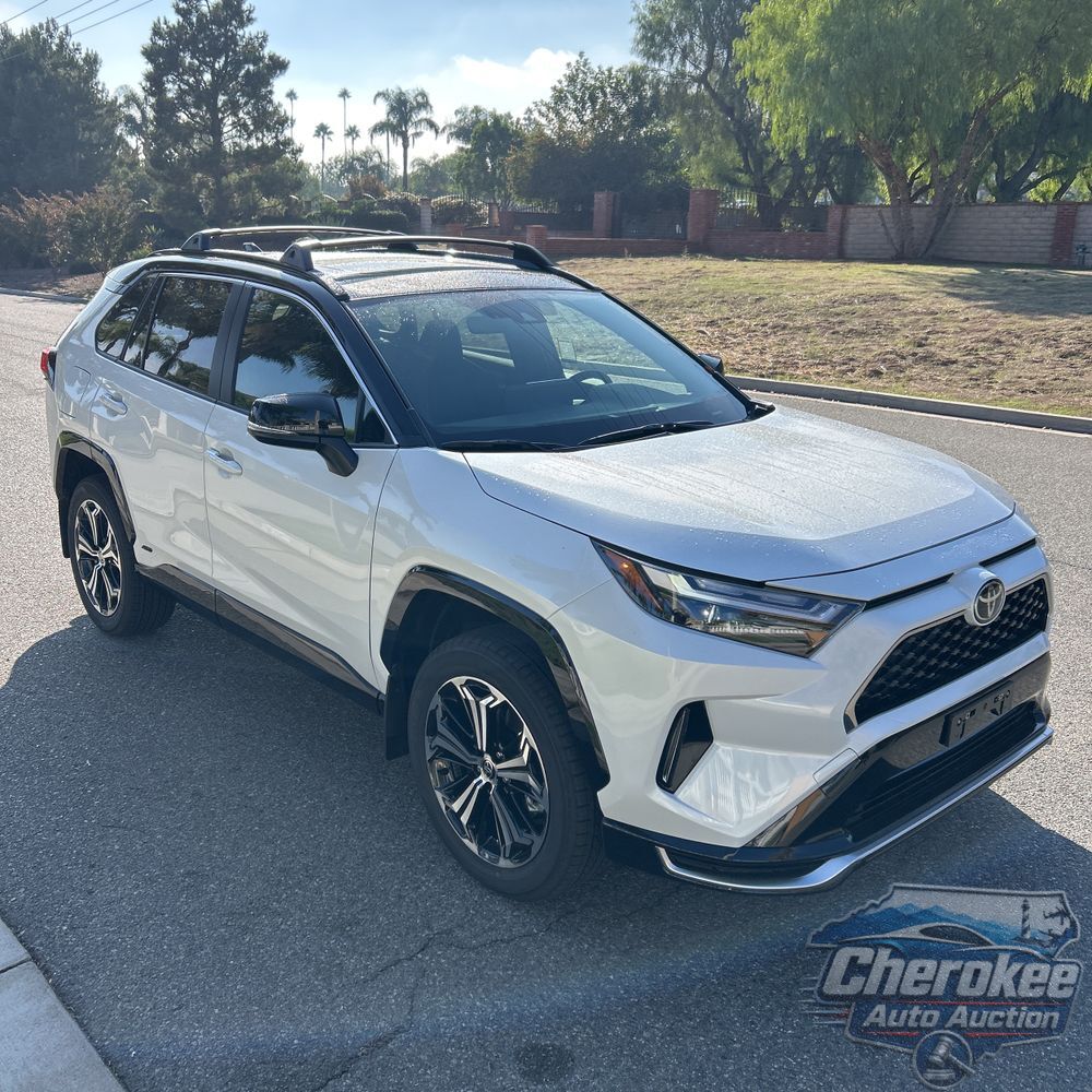 2025 Toyota RAV4 Plug-in Hybrid XSE