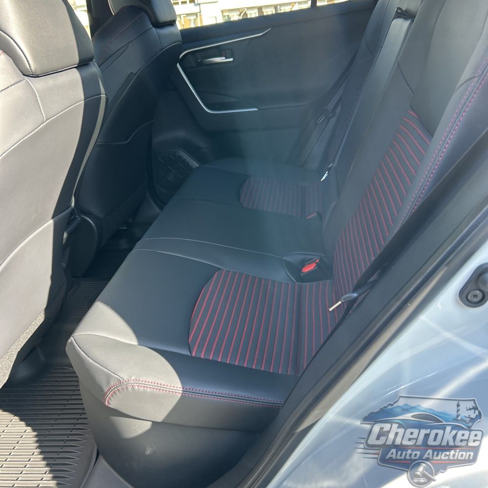 2025 Toyota RAV4 Plug-in Hybrid XSE