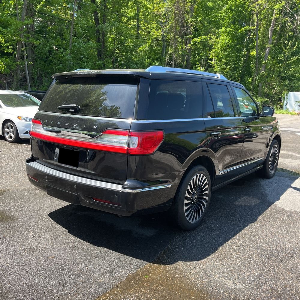 2021 Lincoln Navigator Black Label