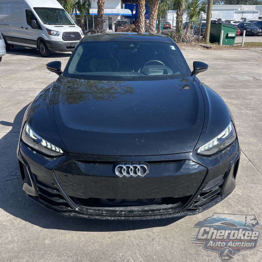 2022 Audi e-tron GT RS