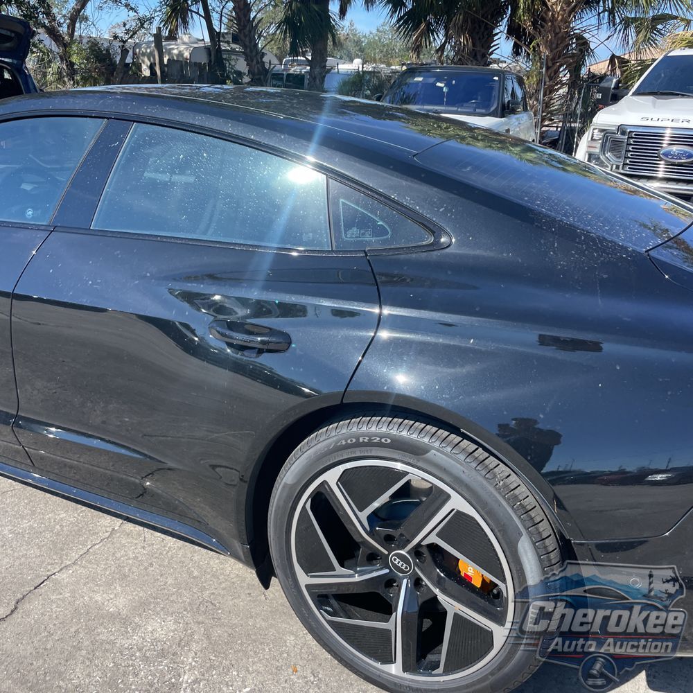 2022 Audi e-tron GT RS