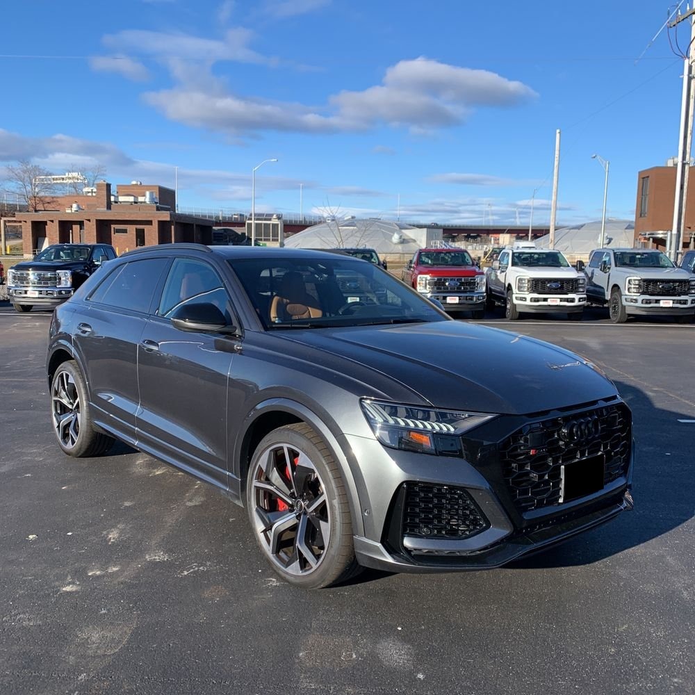 2023 Audi RS Q8