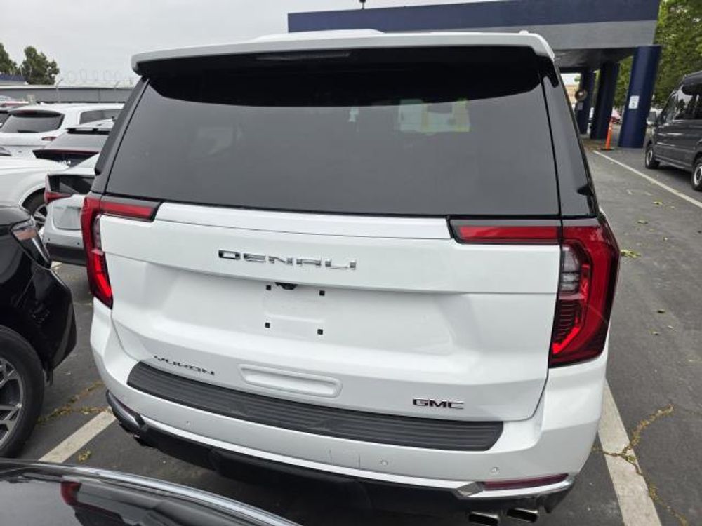 2025 GMC Yukon XL Denali