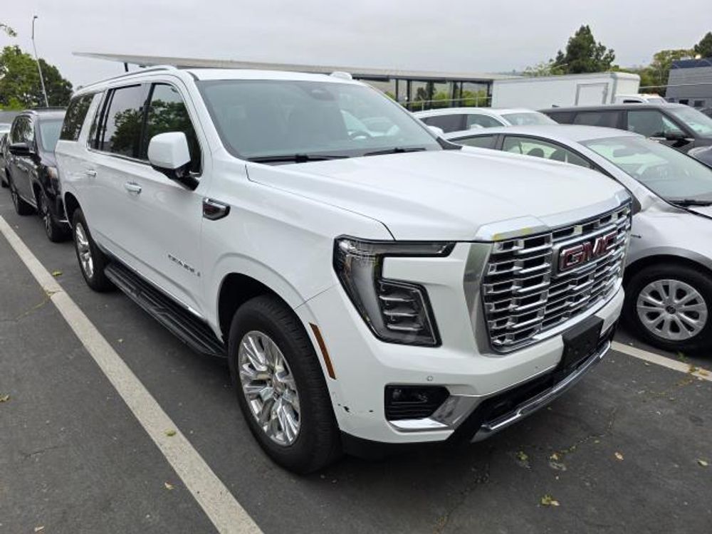 2025 GMC Yukon XL Denali
