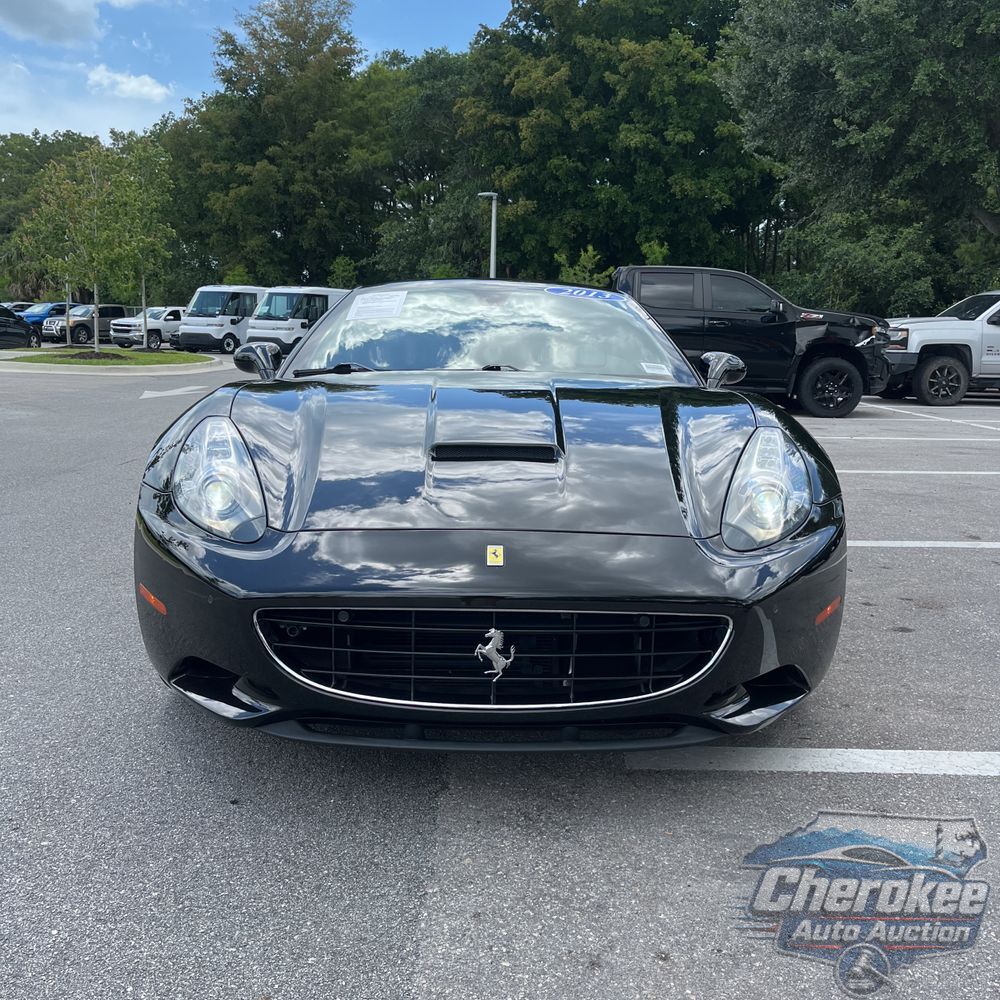 2013 Ferrari California Base