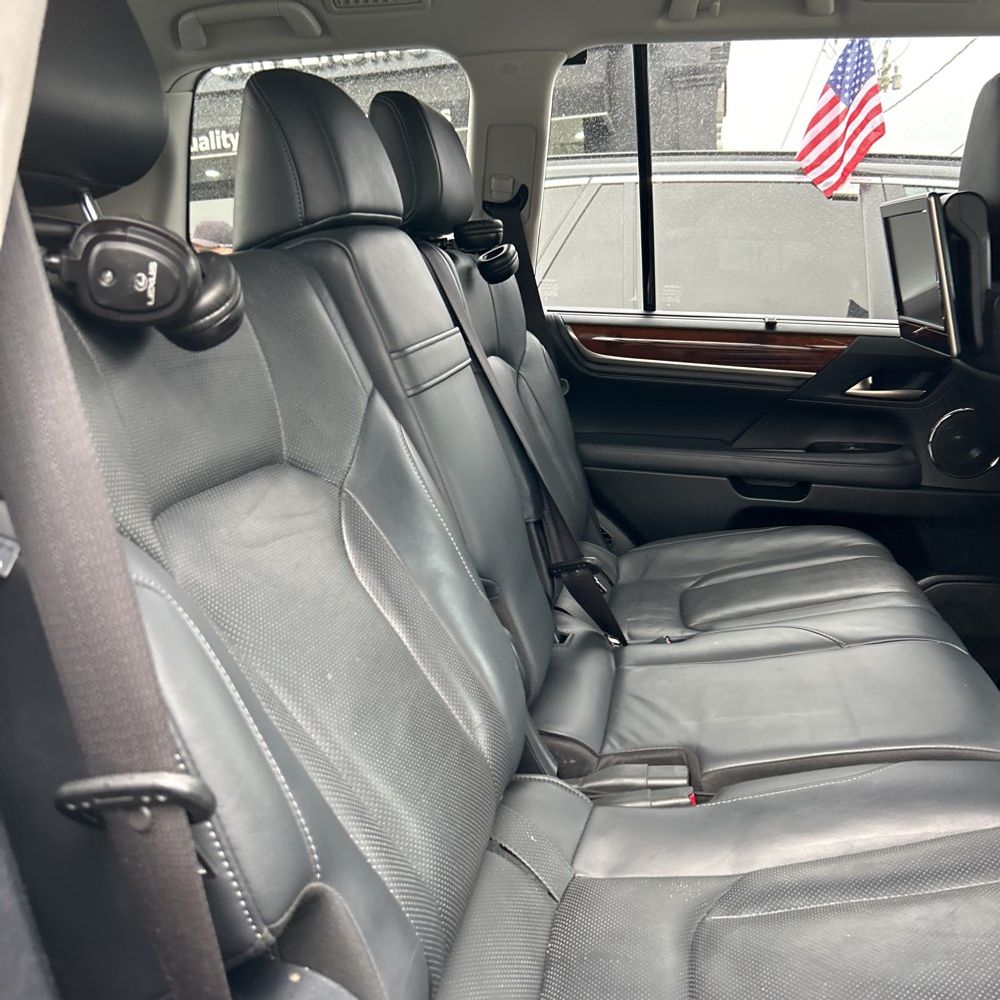 2018 Lexus LX 570 Three-Row