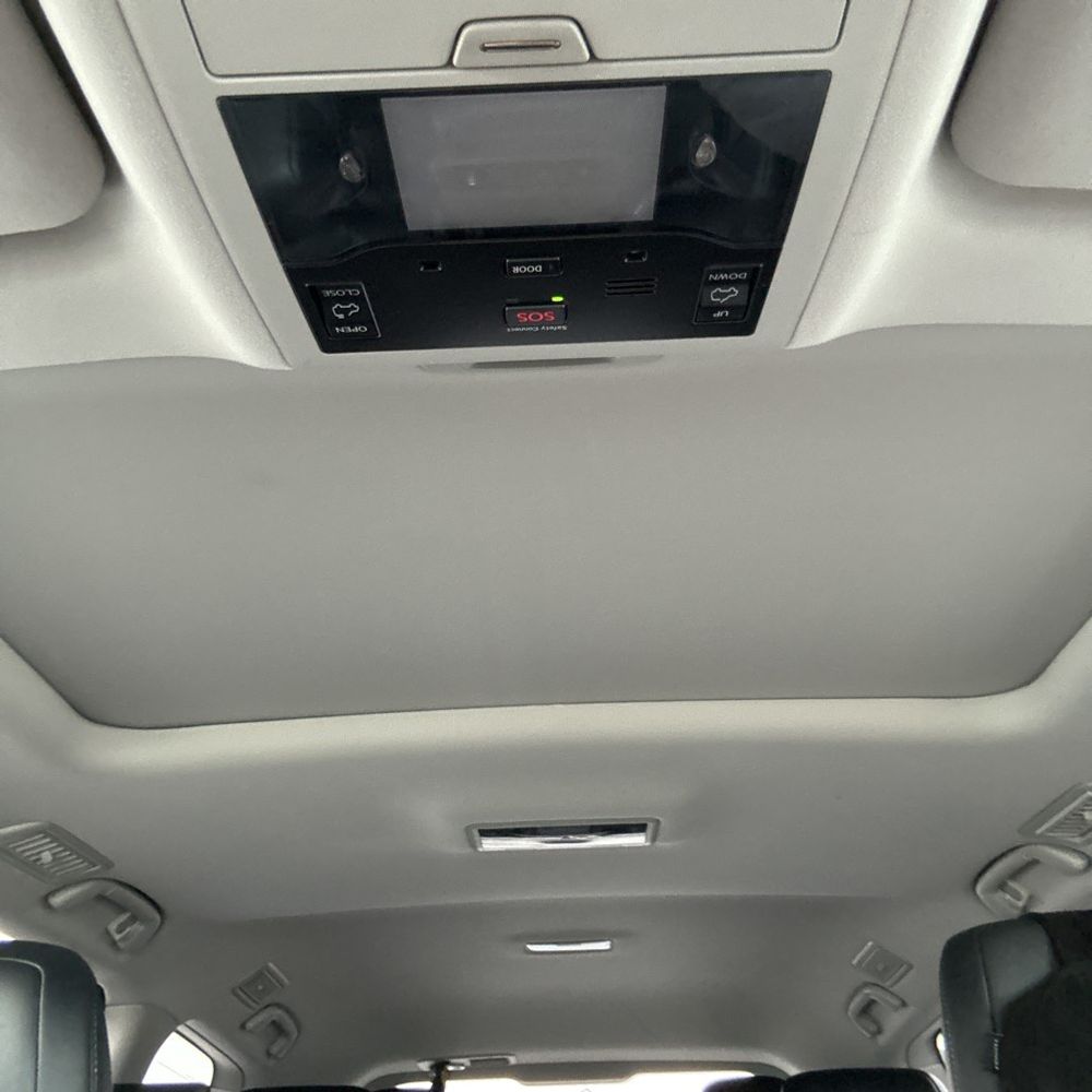 2018 Lexus LX 570 Three-Row