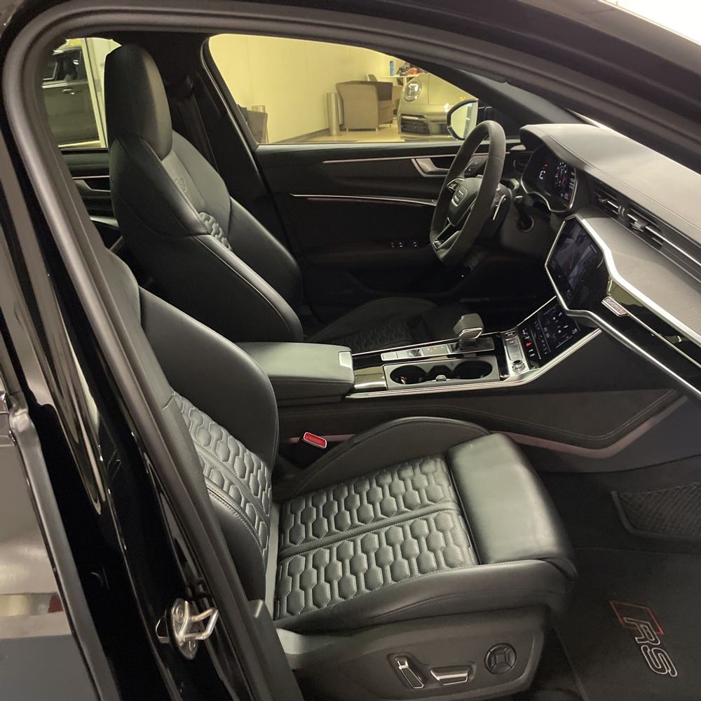 2022 Audi RS 6