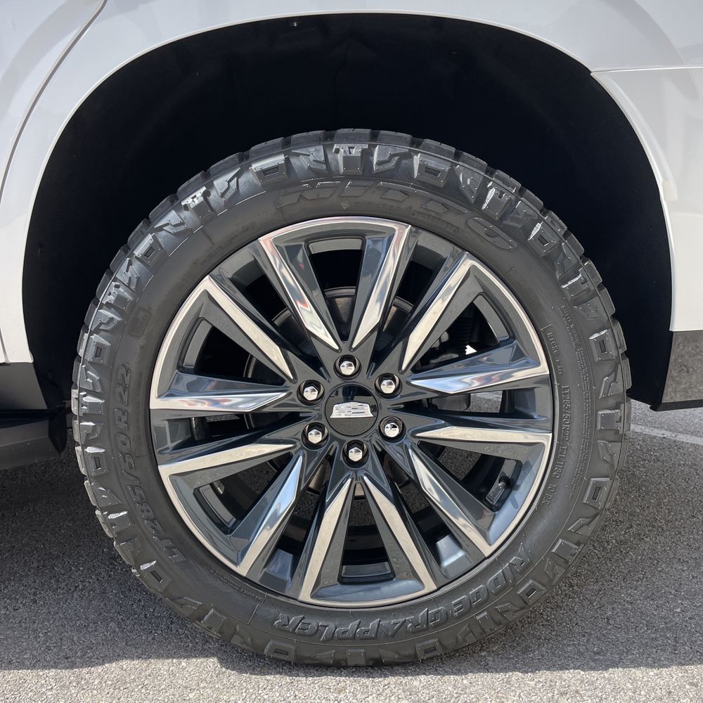 2024 Cadillac Escalade Sport