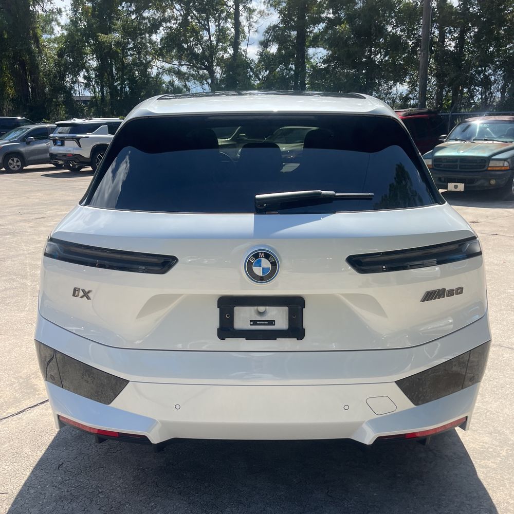 2025 BMW iX M60
