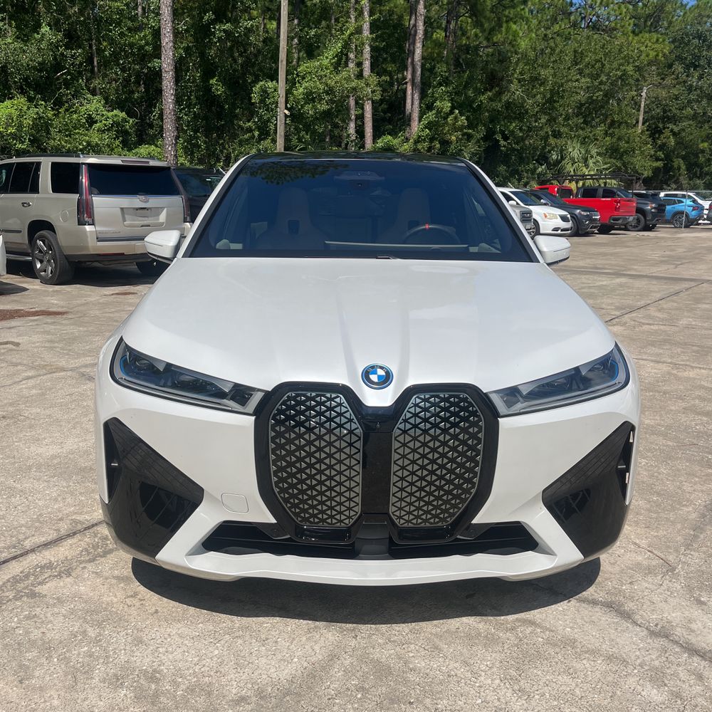 2025 BMW iX M60