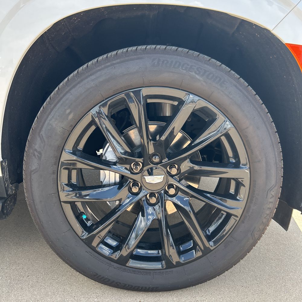 2024 Cadillac Escalade ESV Sport Platinum