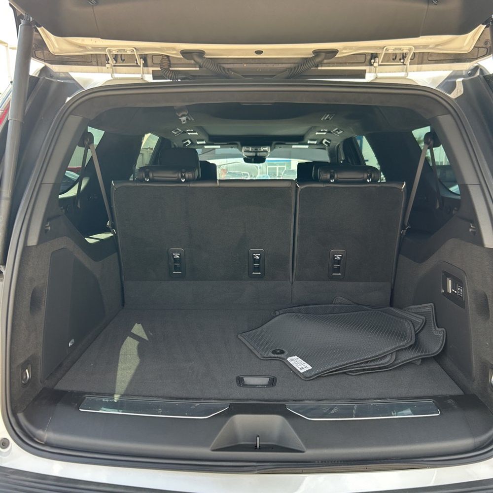 2024 Cadillac Escalade ESV Sport Platinum