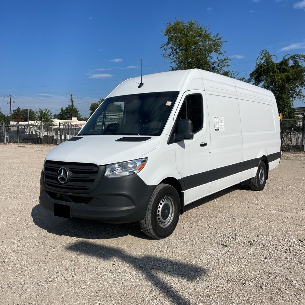 2025 Mercedes-Benz Sprinter 2500