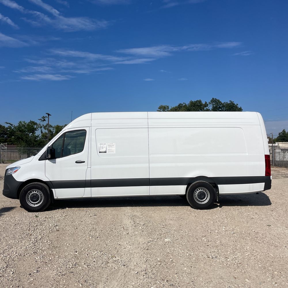 2025 Mercedes-Benz Sprinter 2500