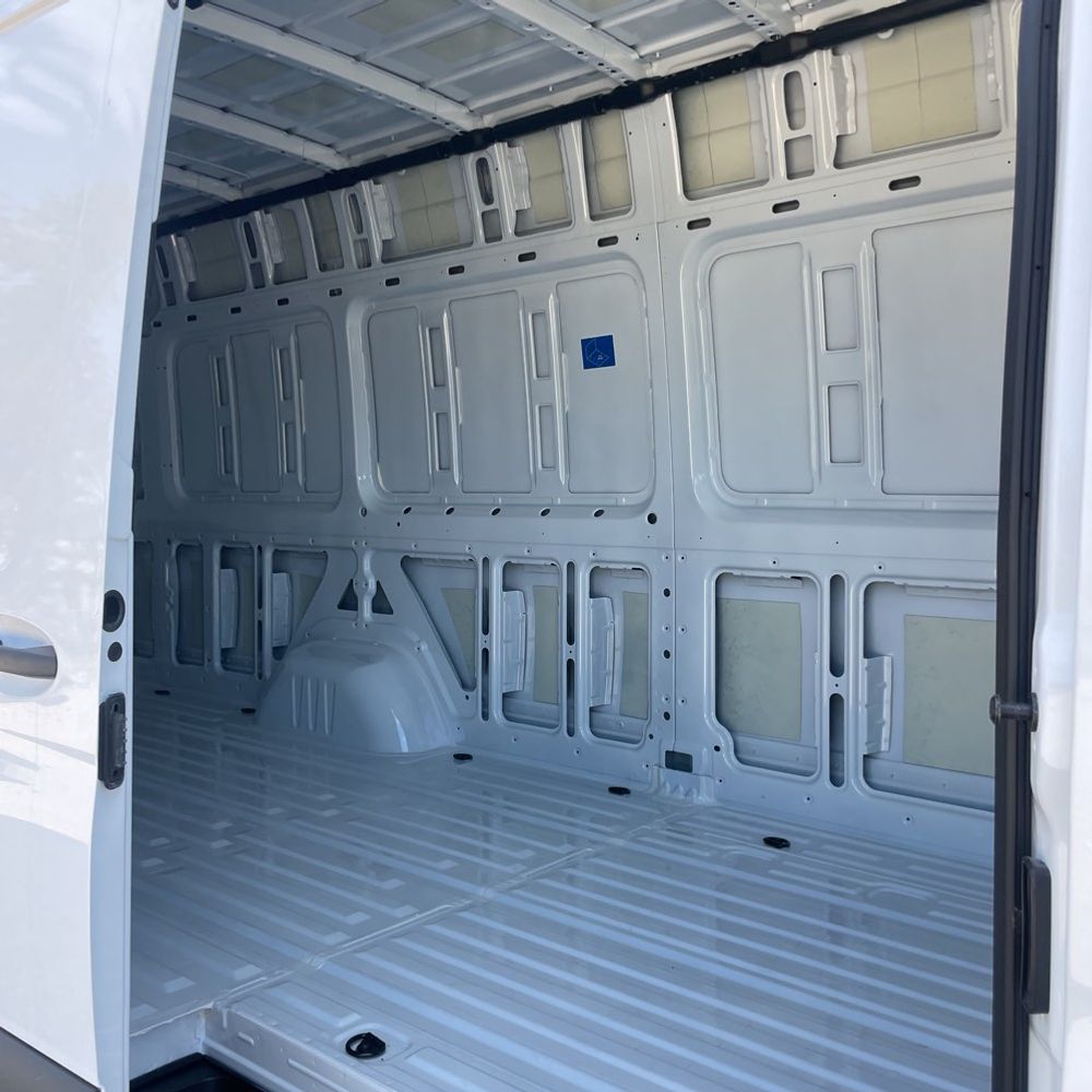 2025 Mercedes-Benz Sprinter 2500