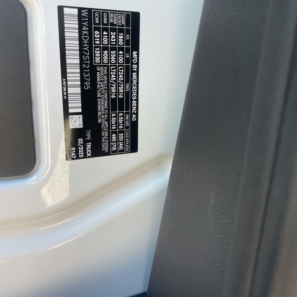 2025 Mercedes-Benz Sprinter 2500