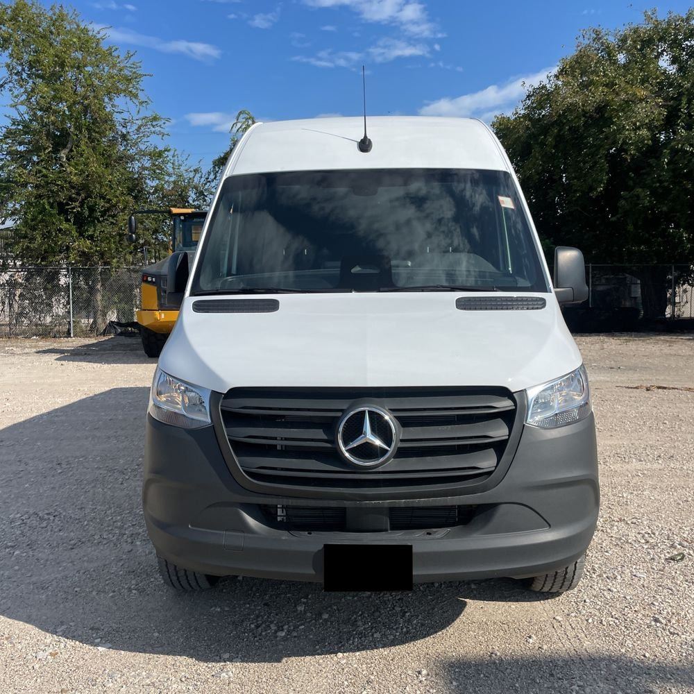 2025 Mercedes-Benz Sprinter 2500